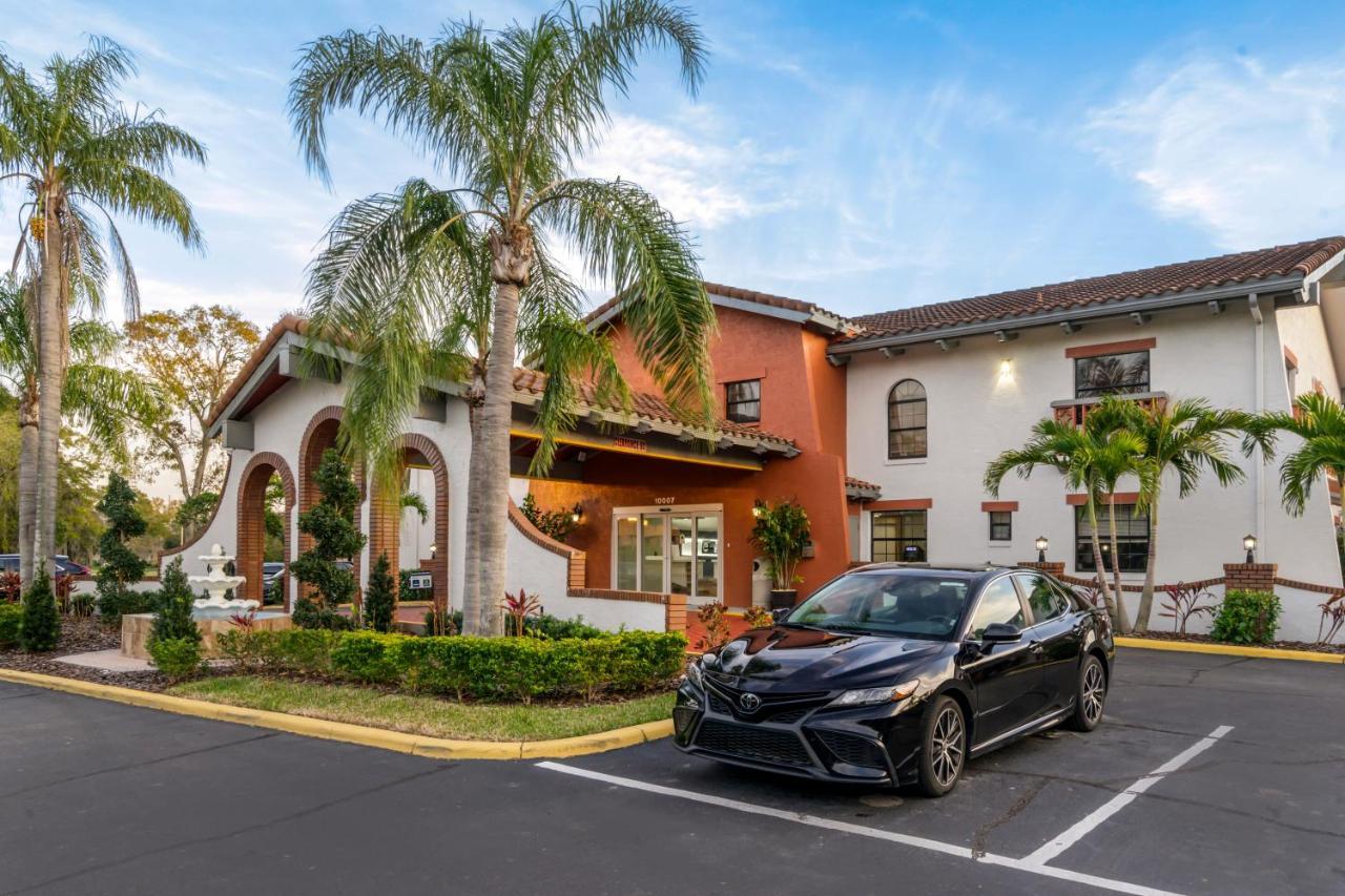 Hotel Clarion Pointe Tampa-Brandon Near Fairgrounds And Casino Mango Exterior foto