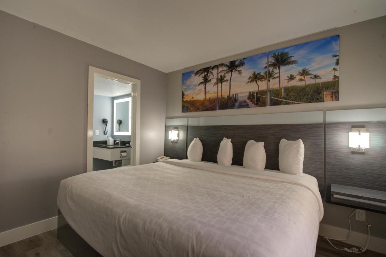 Hotel Clarion Pointe Tampa-Brandon Near Fairgrounds And Casino Mango Exterior foto