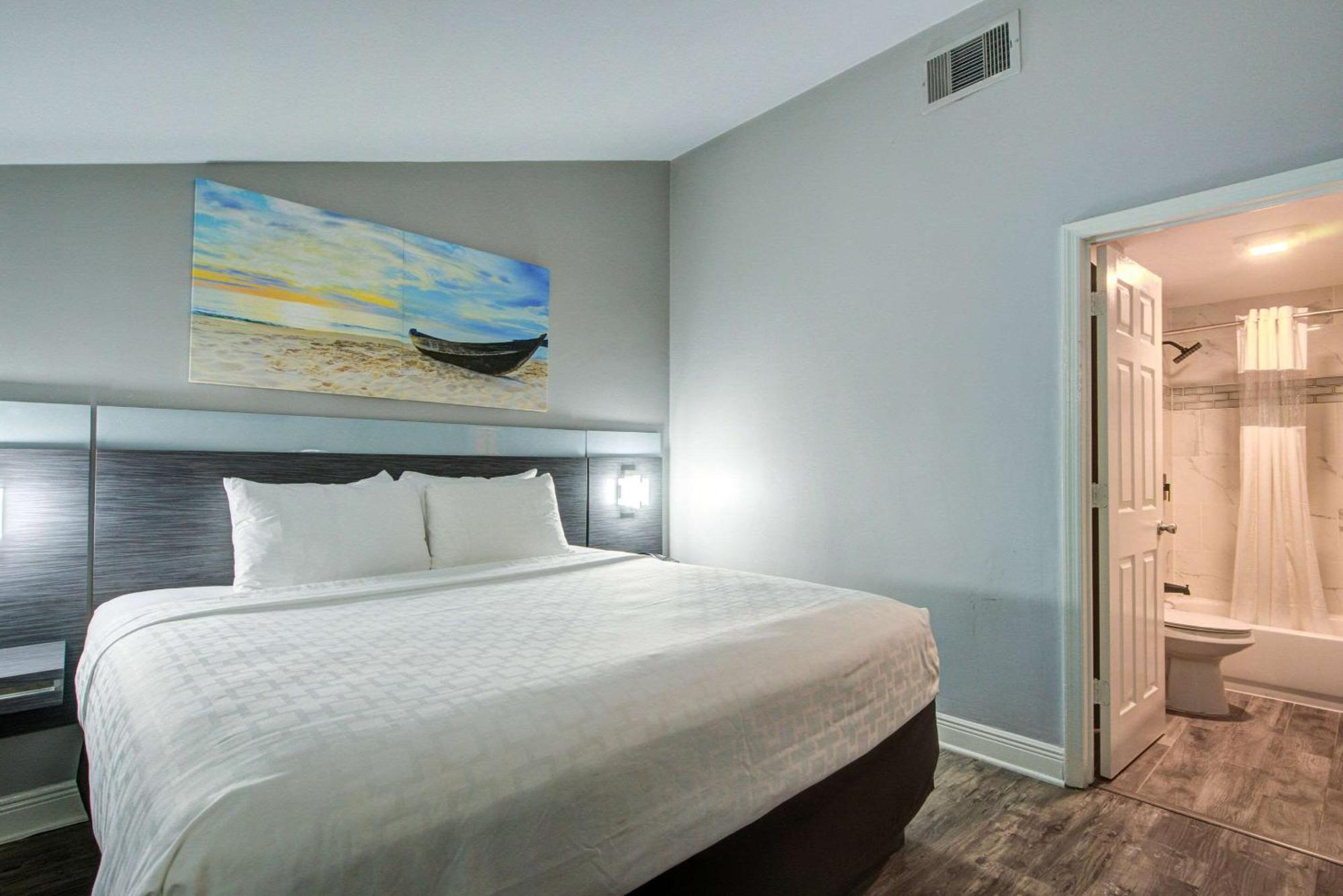 Hotel Clarion Pointe Tampa-Brandon Near Fairgrounds And Casino Mango Exterior foto