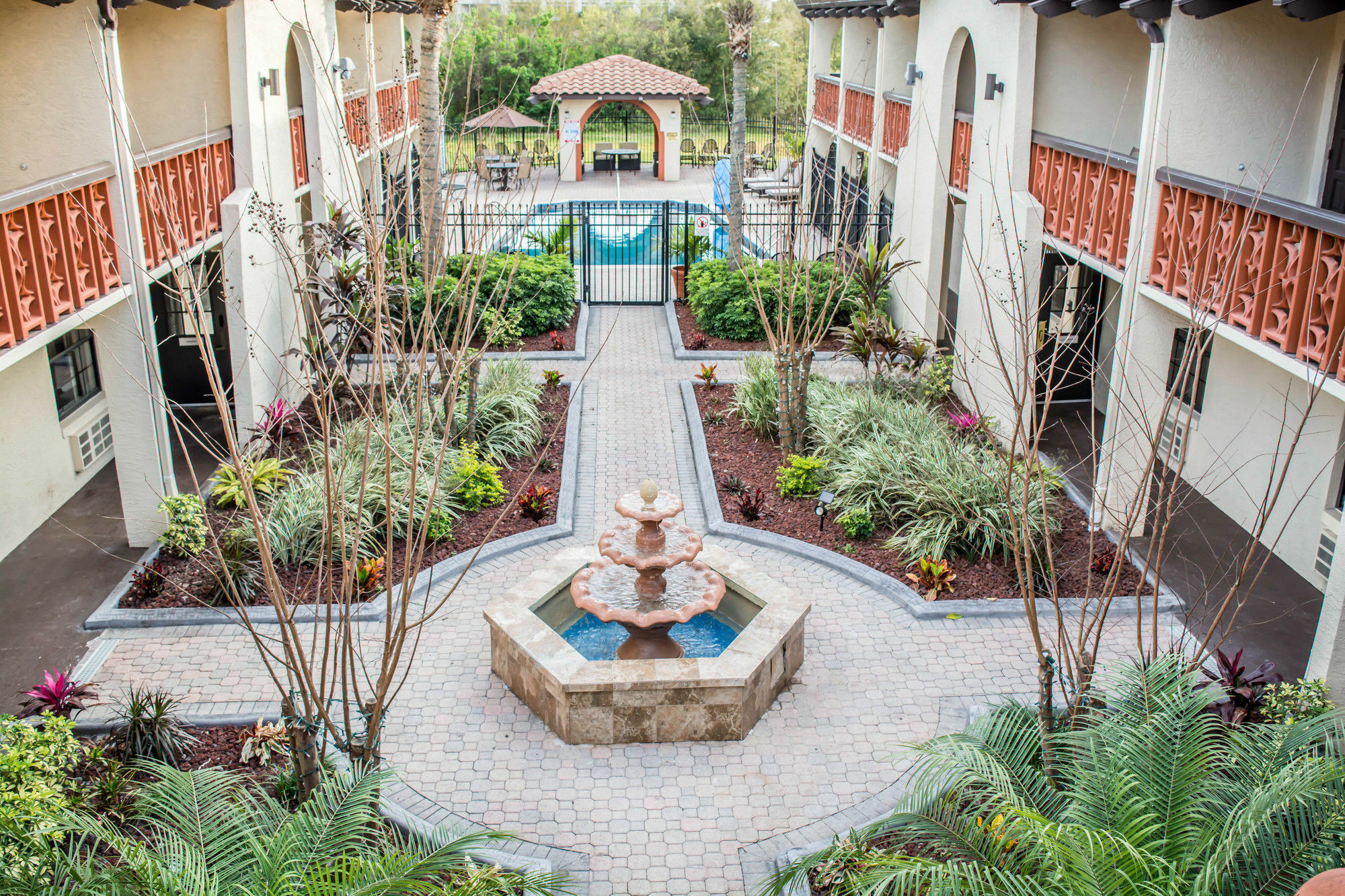 Hotel Clarion Pointe Tampa-Brandon Near Fairgrounds And Casino Mango Exterior foto